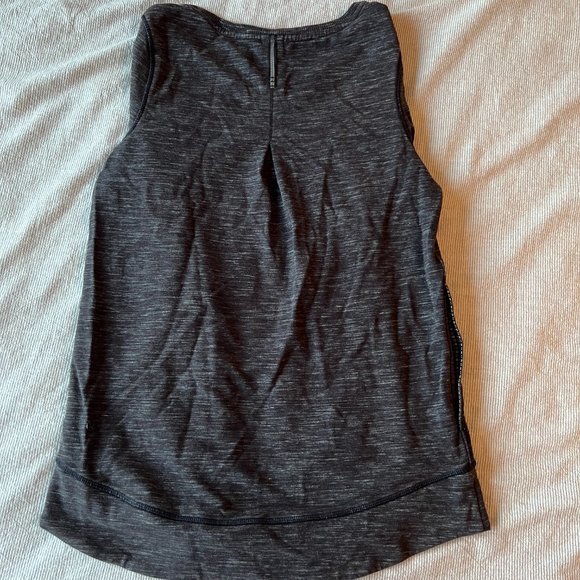 Lululemon Classic Fit Crew - Picture 2 of 4